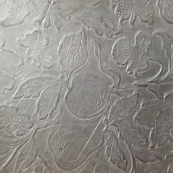 VERY PRETTY FRUIT & FLOWER ALUMINUM TRAY W HANDLES NO STAMP - Picture 2 of 5